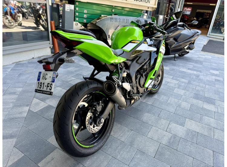 KAWASAKI Zx-4rr