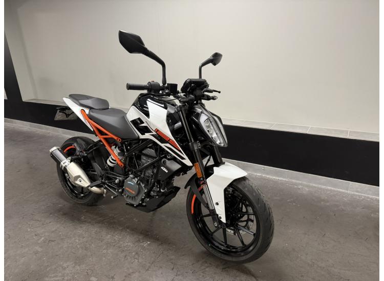 KTM 125 DUKE ABS