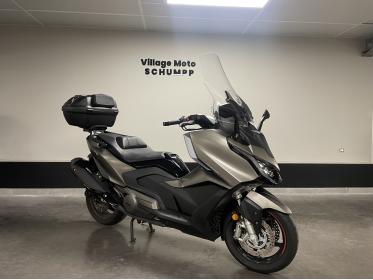 KYMCO AK 550