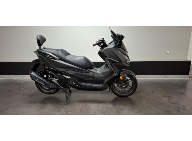 HONDA FORZA 125